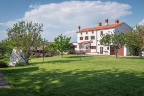 Boutique House Rustikana by Locap Group